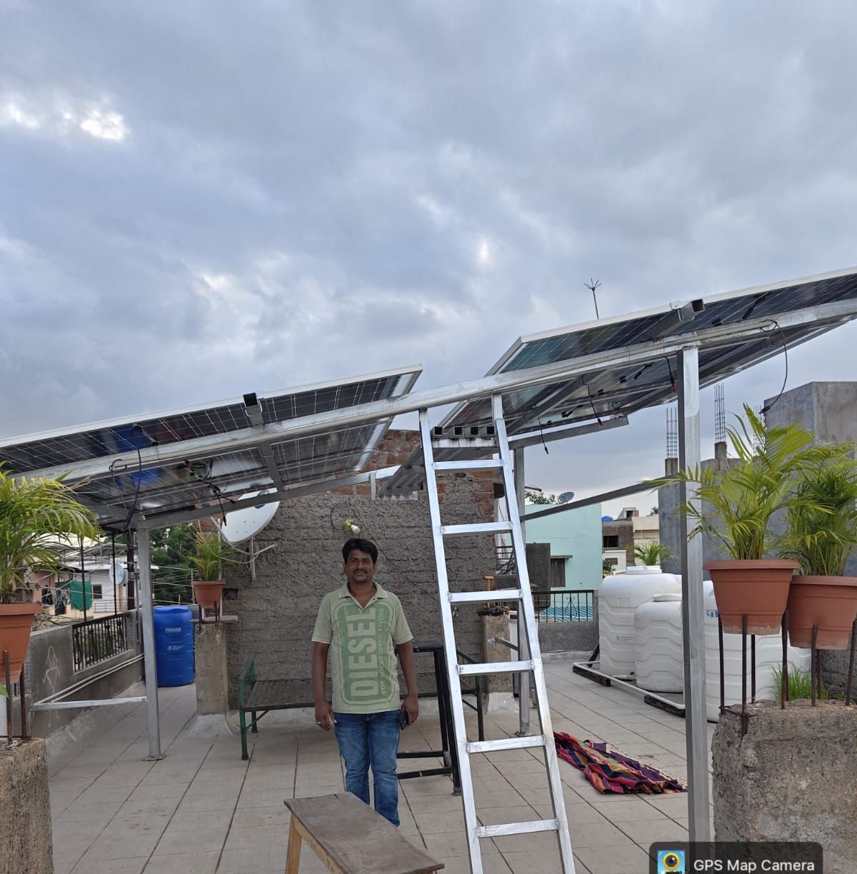 Residential rooftop solar installation, Solapur region