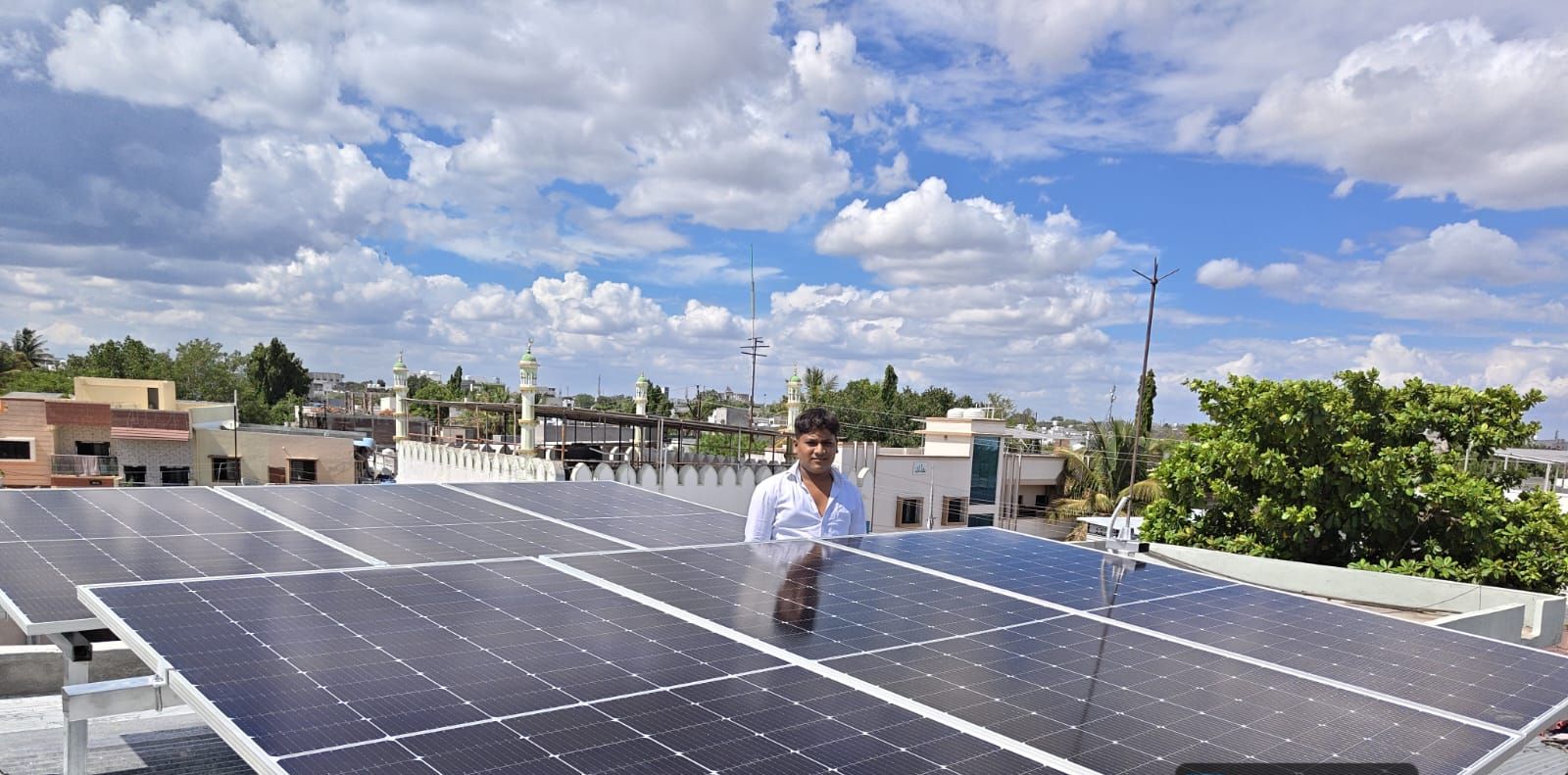 Rooftop solar installation, Solapur region